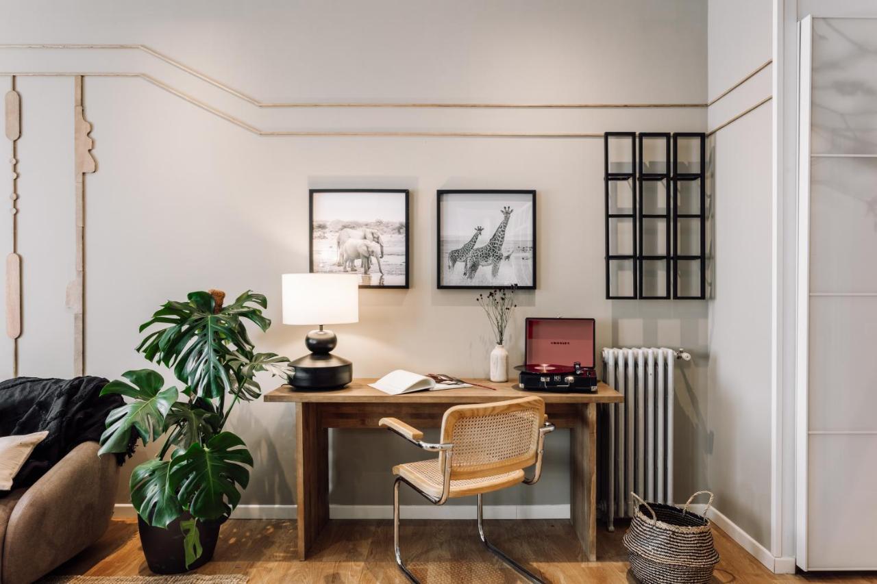 Ekonda- 2 Bedroom Apartment In Trafalgar Madrid Buitenkant foto