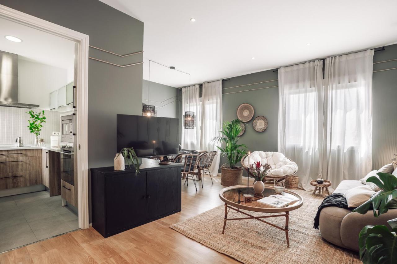 Ekonda- 2 Bedroom Apartment In Trafalgar Madrid Buitenkant foto
